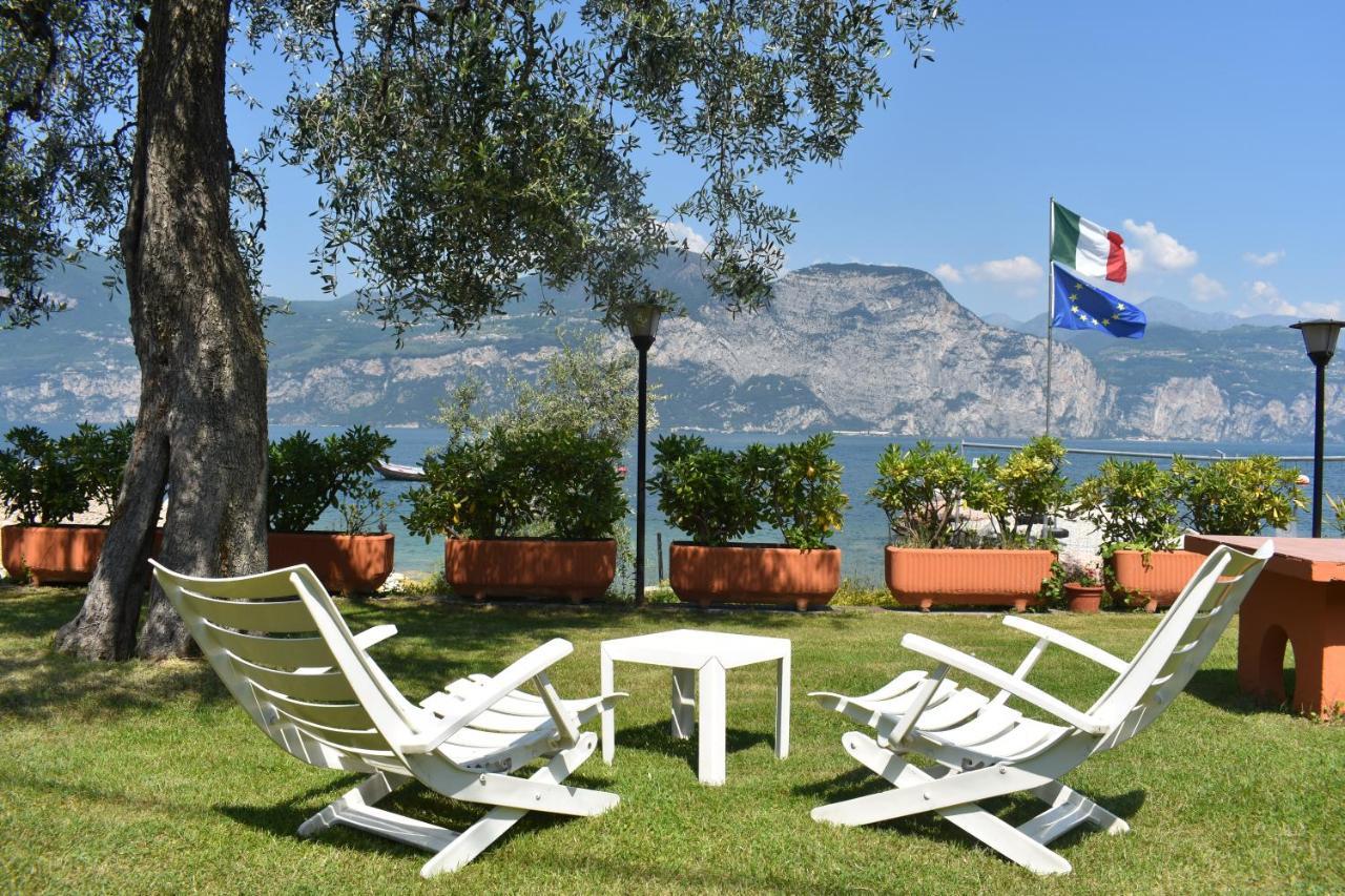 Hotel Garni Vela D'Oro Brenzone sul Garda Exterior foto