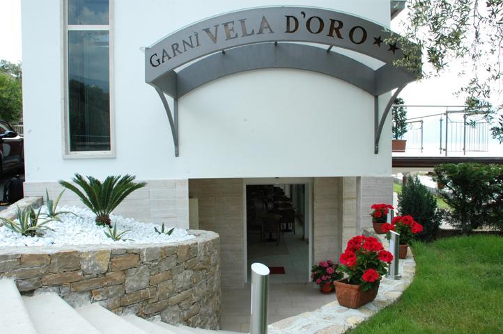 Hotel Garni Vela D'Oro Brenzone sul Garda Exterior foto