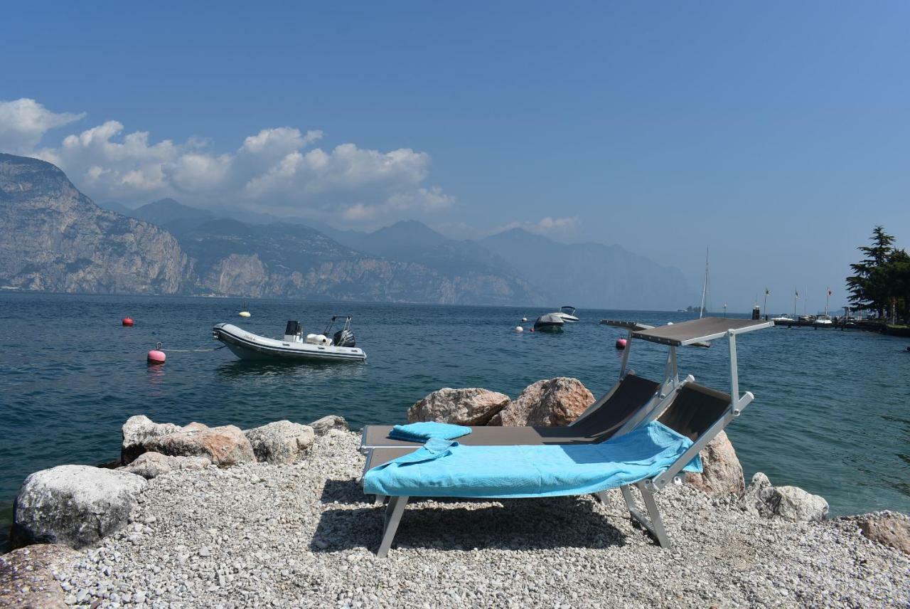 Hotel Garni Vela D'Oro Brenzone sul Garda Exterior foto