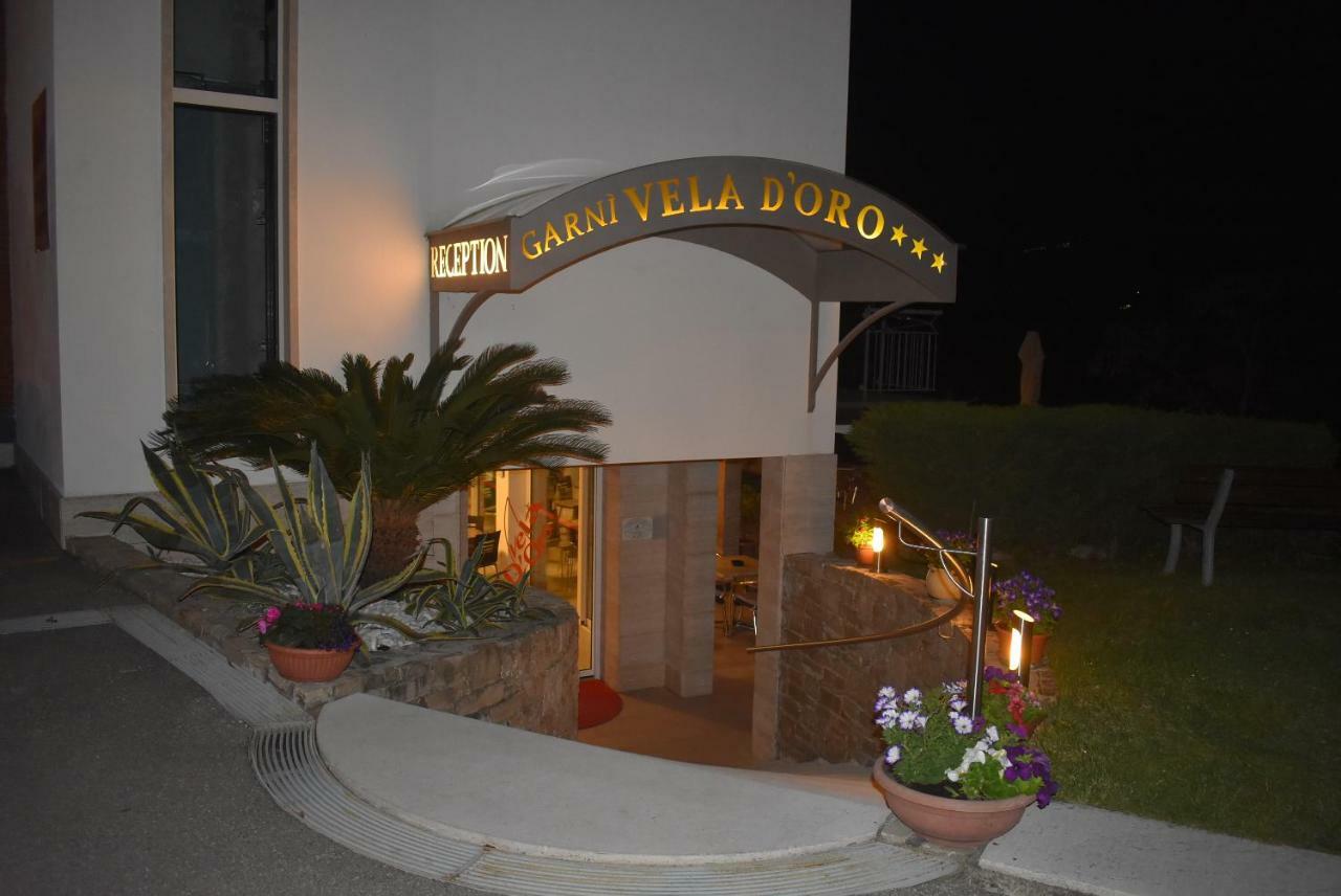 Hotel Garni Vela D'Oro Brenzone sul Garda Exterior foto